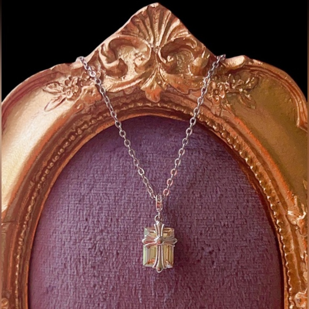 Sterling silver cross citrine  necklace